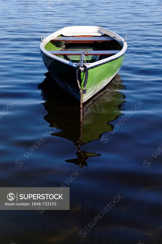 Rowing boat floating on Lake Ammer near Schondorf, Fuenf-Seen-Land region, Upper Bavaria, Bavaria, Germany, Europe, PublicGround