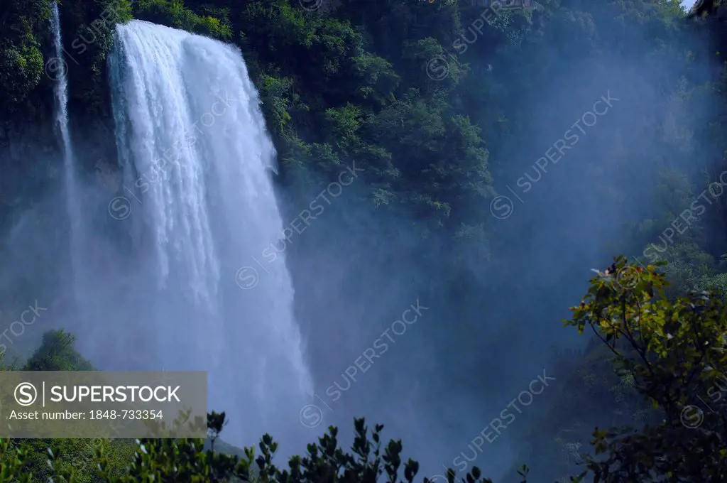 Marmore waterfalls, Cascata delle Marmore, Marmore Falls, Valnerina, Terni, Umbria, Italy, Europe