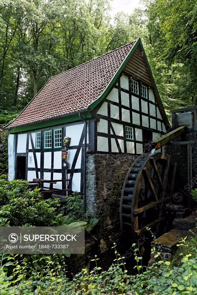 Romantic water mill, half-timbered house, Bad Essen, Osnabruecker Land region, Lower Saxony, Germany, Europe