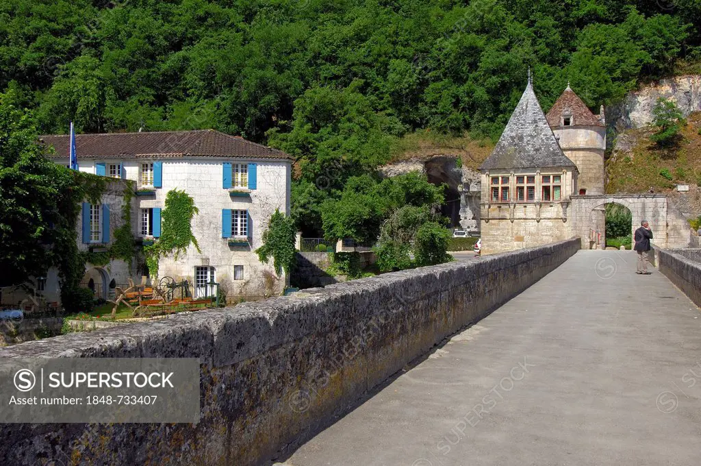 Brantome, Moulin de L'Abbaye Hotel, Dordogne, Perigord, River Dronne, France, Europe