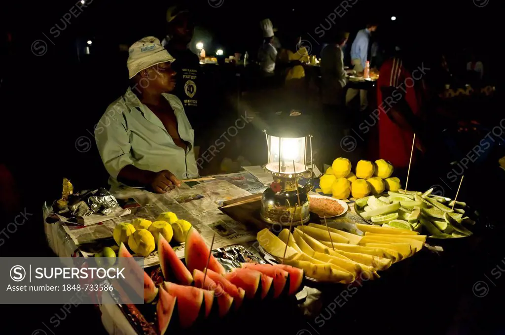 Food stall in Forodhani Garden, Stone Town, Zanzibar, Tanzania, Africa