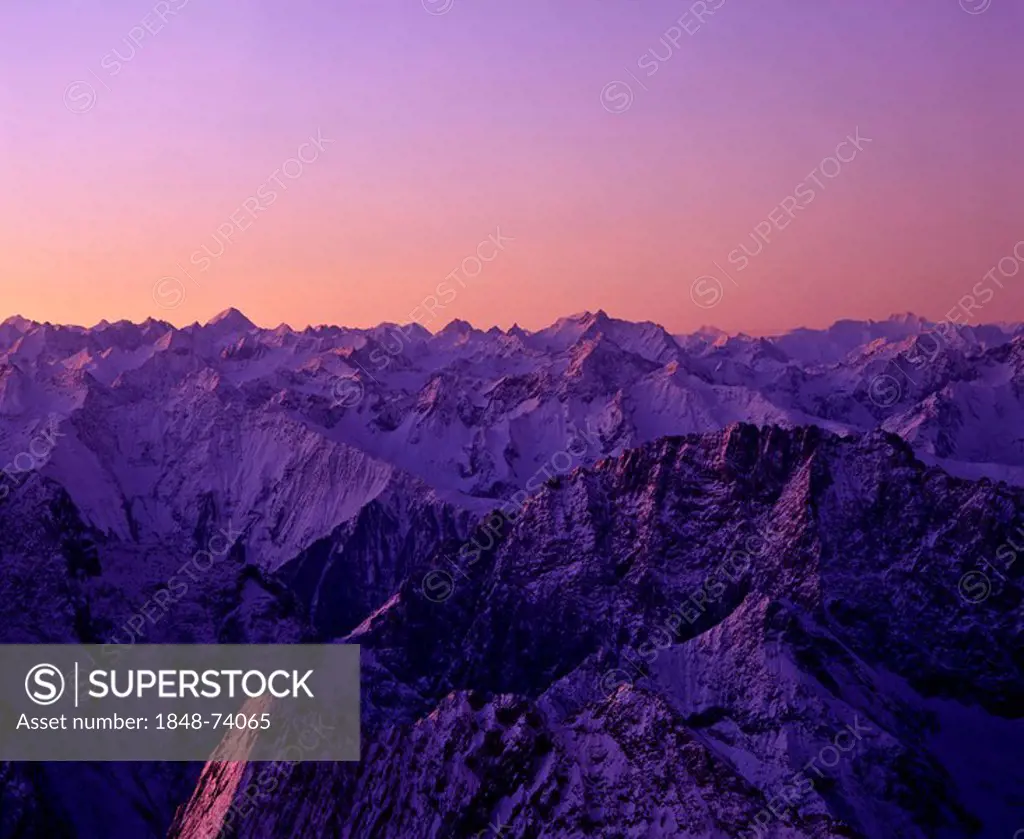 Panoramic view from Mt. Zugspitze toward the Stubai Alps and Oetztal Alps, Upper Bavaria, Bavaria, Germany, Europe