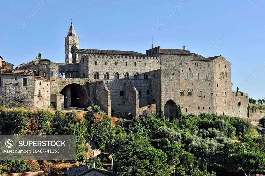 Pope's Palace, Palazzo dei Papi palace, 13th century, Cathedral of San Lorenzo, Viterbo, Lazio region, Italy, Europe