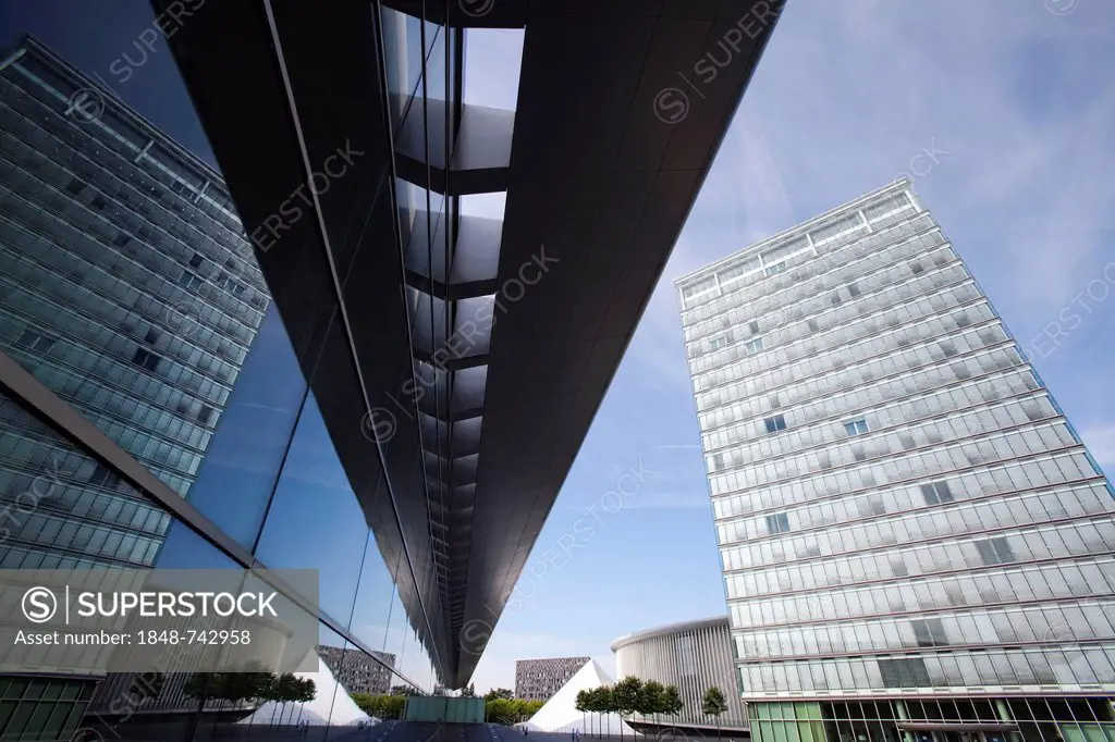 Modern architecture, reflections in the windows of the Congress Centre, Place de l'Europe, European Quarter on the Kirchberg-Plateau, Luxembourg City,...