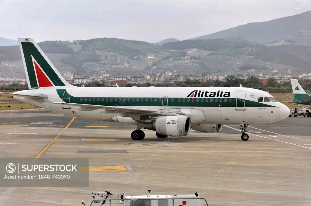 EI-IMC, Alitalia Airbus A319-112 during landing, Florence Airport, Tuscany, Italy, Europe