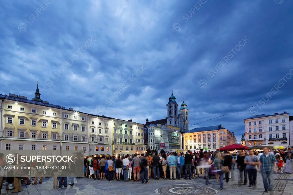 Hauptplatz square, Old Cathedral, Linz, Upper Austria, Austria, Europe, PublicGround