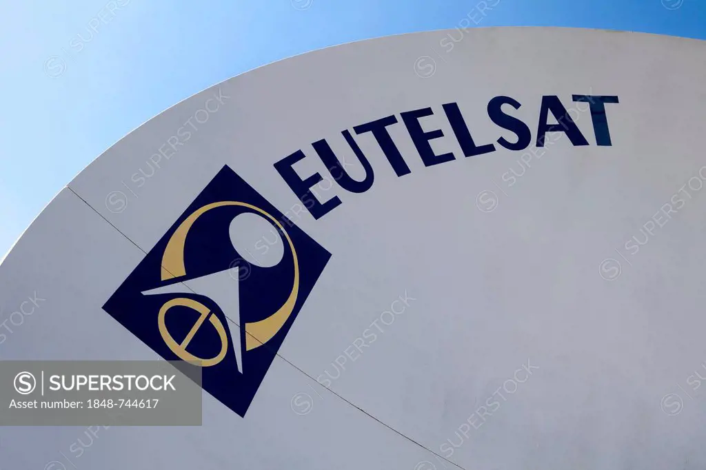 Parabolic antenna of the European Communications Satellite, ECS, for communications satellites operated by Eutelsat, 1980s, Euro Space Center, Transin...