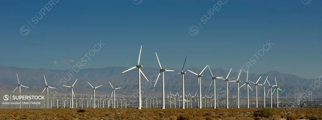 Wind energy, San Gorgonio Pass Wind Farm, operated by ExxonMobil, one of the three largest wind farms in the United States, Palm Springs, San Bernadin...