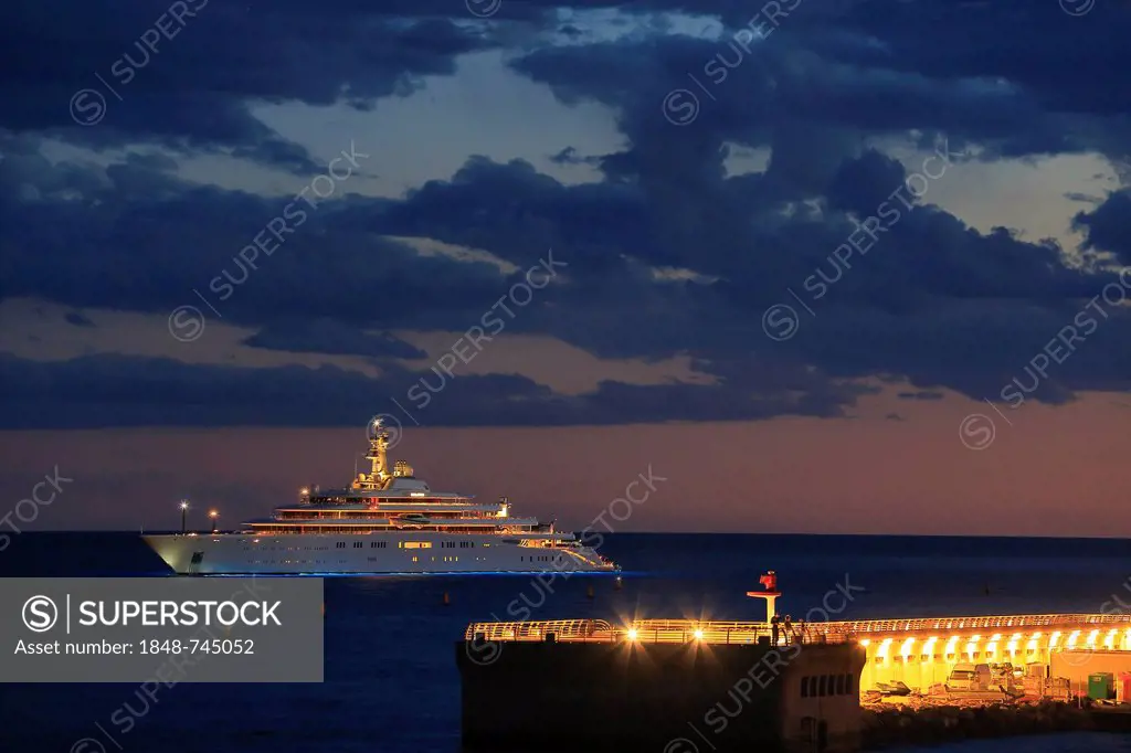Eclipse cruiser at sunset, built by Blohm and Voss, length 162.5 meters, built in 2010, anchored off the Principality of Monaco, French Riviera, Medit...