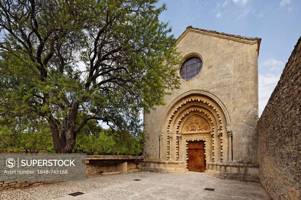 Priory Notre-Dame de Ganagobie, Benedictine Abbey of the Solesmes Congregation, west facade of the church, Ganagobie, Forcalquier, Provence region, Dé...