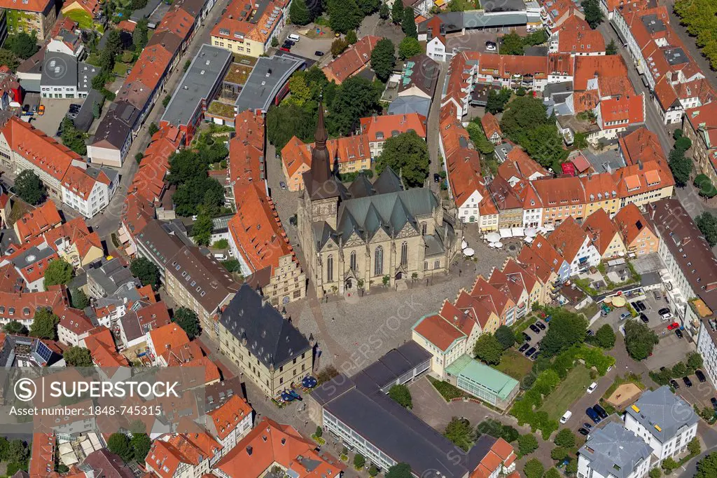 Aerial view, Marienkirche church, historic district, Osnabrueck, Lower Saxony, Germany, Europe