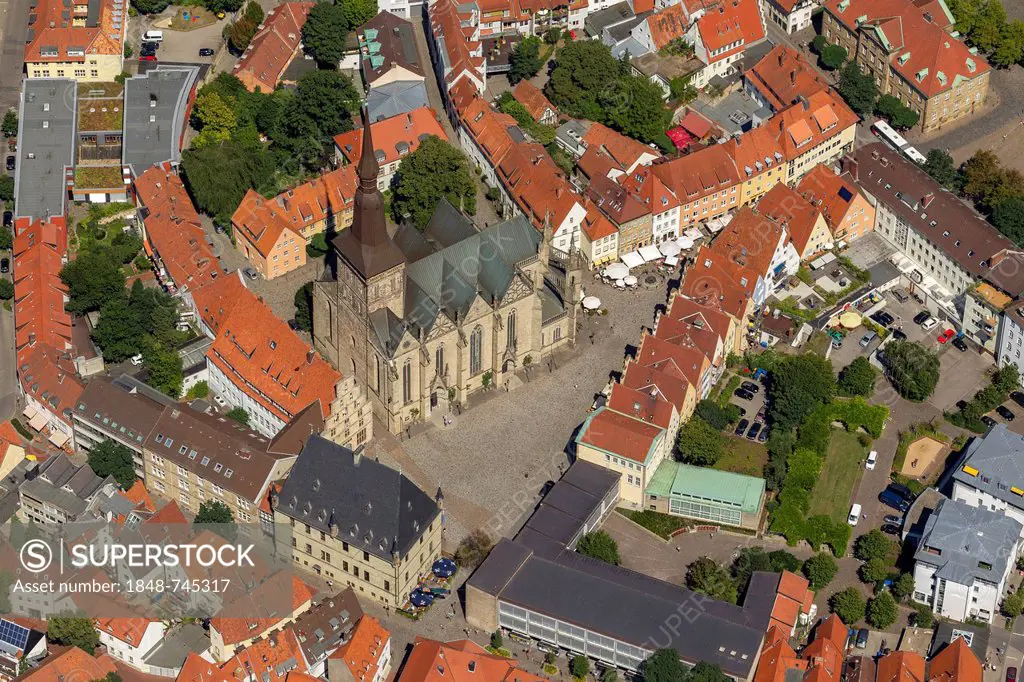 Aerial view, Marienkirche church, historic district, Osnabrueck, Lower Saxony, Germany, Europe