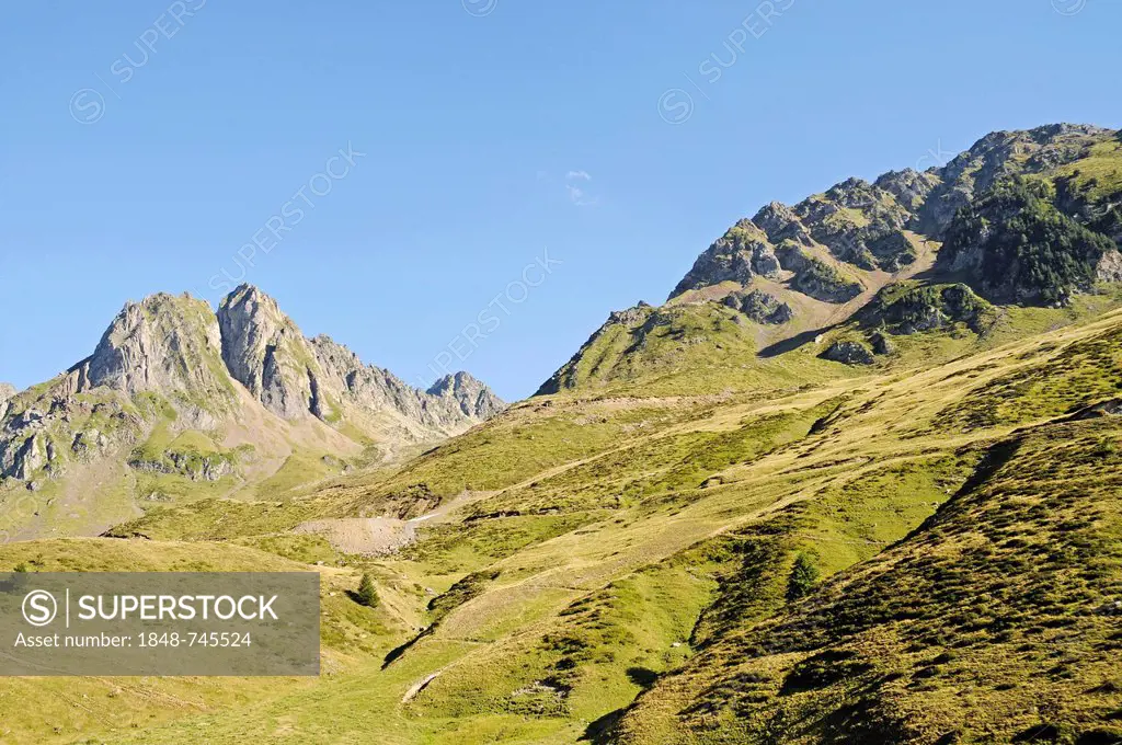 Col du Tourmalet, mountains, Bareges, Midi-Pyrénées, Pyrenees, departement of Hautes-Pyrenees, France, Europe, PublicGround