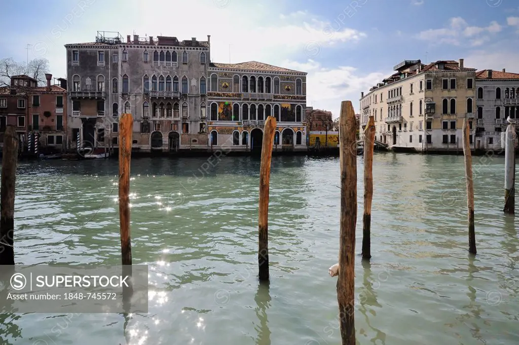 Palazzo da Mula Morosini palace, Palazzo Barbarigo palace, Palazzo Loredan Cini palace, Grand Canal, Venice, Veneto, Italy, Europe