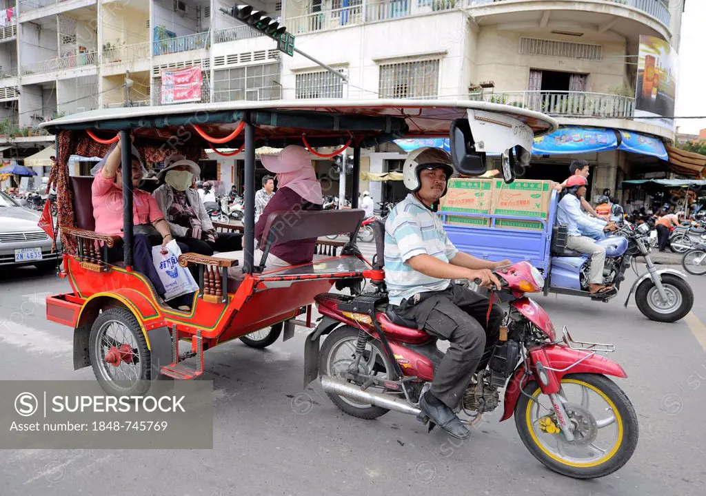 Tuk Tuk taxi, Phnom Penh, Cambodia, Southeast Asia, Asia