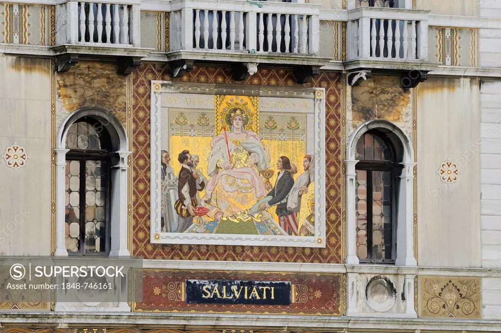 Palazzo Salviati palace with golden glass mosaics, Dorsoduro, Grand Canal, Venice, Veneto, Italy, Europe
