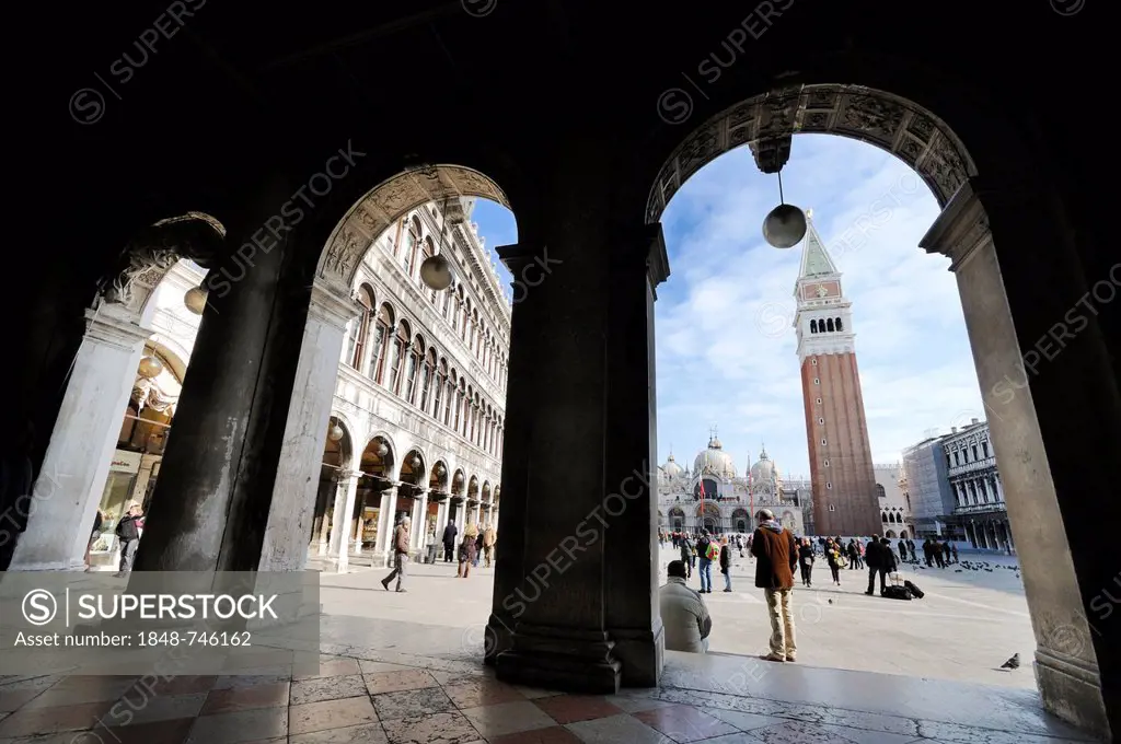 St. Mark's Square, Procuratoria of St. Mark's Basilica, St. Mark's Campanile, Venice, Veneto, Italy, Europe