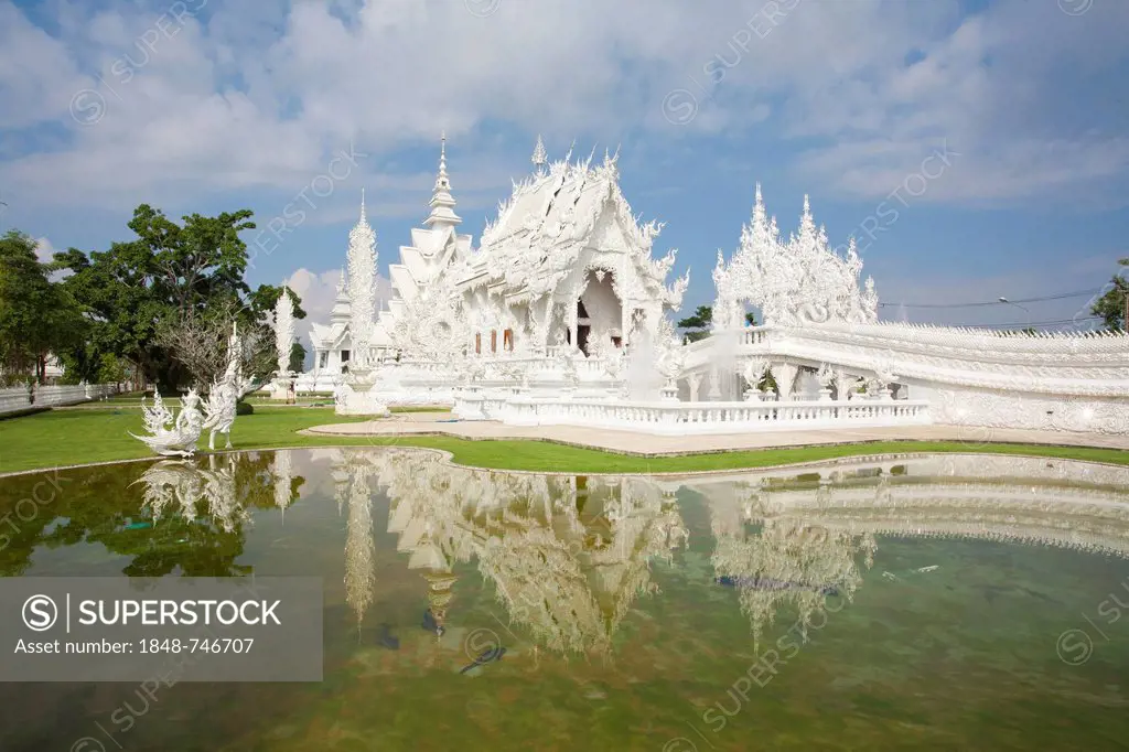 White temple of Wat Rong Khun, Chiang Rai, Thailand, Asia