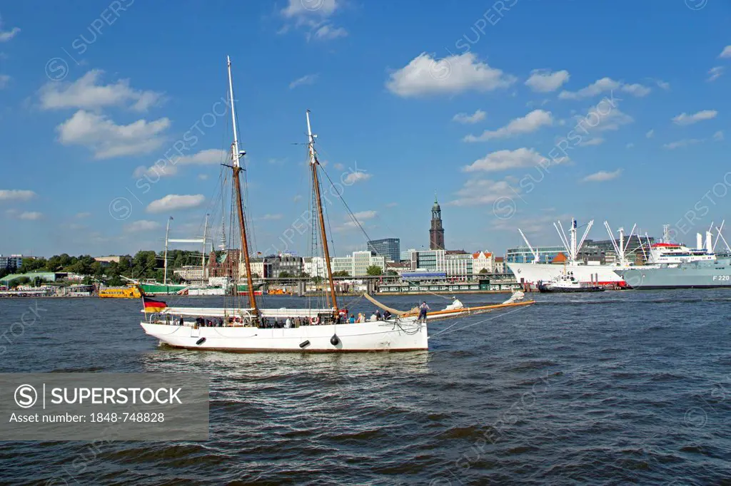 St. Pauli Landing Stages or St. Pauli Landing Piers, harbour, Hamburg, Germany, Europe
