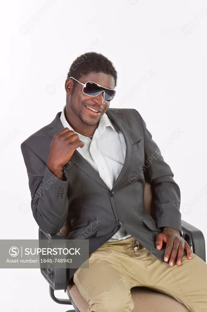 Young black man with sunglasses