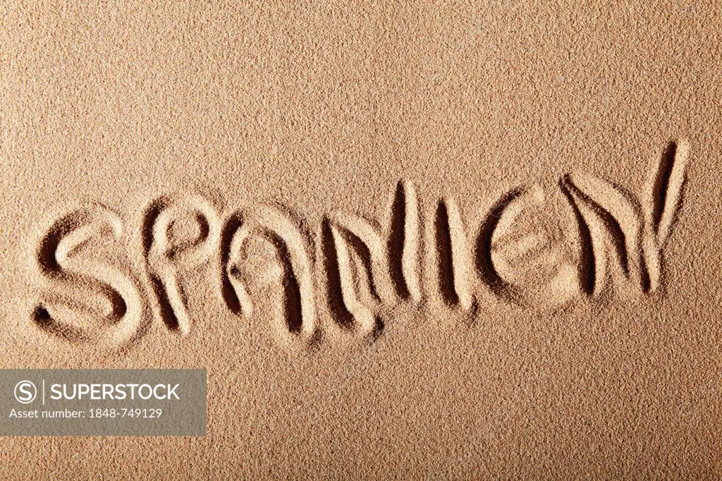 Writing in the sand SPANIEN or SPAIN