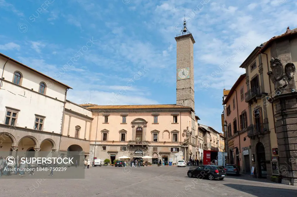 Piazza del Plebiscito, town hall and town square, Palazzo Comunale, left, and Palazzo Podestà with clock tower, Viterbo, Lazio, Italy, Southern Europe...