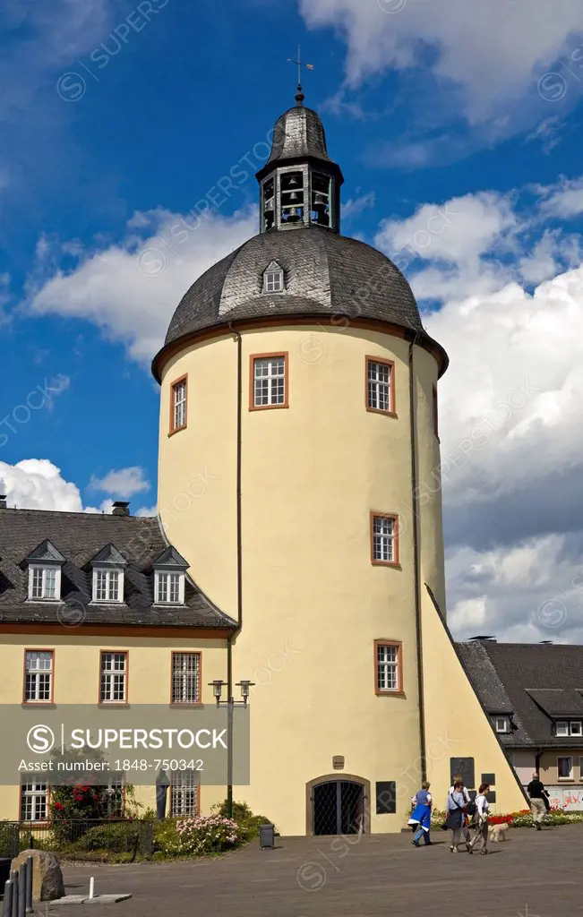Dicker Turm tower, Fat Tower, Unteres Schloss, Lower Palace, in the historic centre of Siegen, North Rhine-Westphalia, Germany, Europe