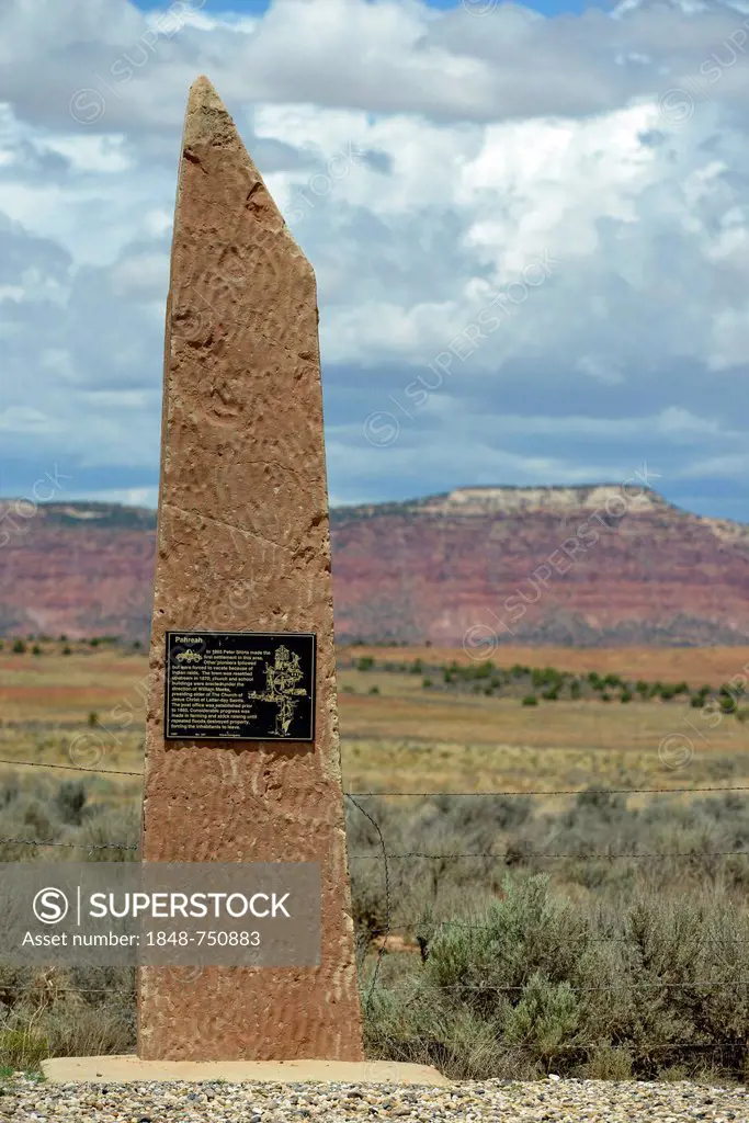 Historical marker, memorial stone, Old Paria movie set near Pahreah Townsite, Grand Staircase-Escalante National Monument, GSENM, Utah, Southwestern U...