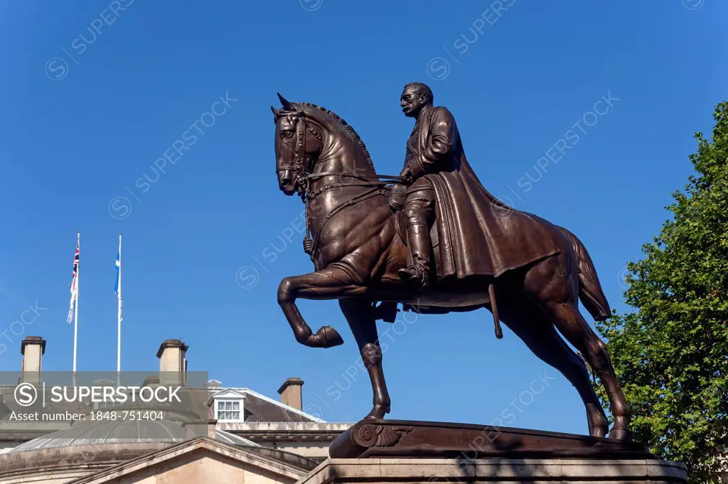 Earl Haig Memorial, bronze statue at the entrance to Horse Guards Parade, London, England, United Kingdom, Europe