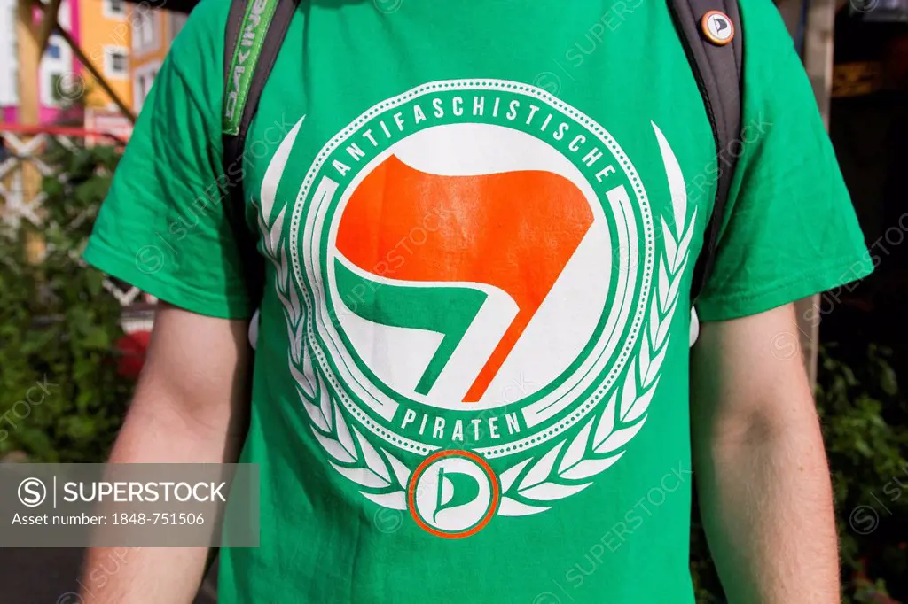 T-shirt of the Pirate Party, Antifa logo, Berlin, Germany, Europe