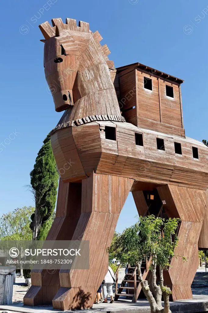 Replica of a Trojan horse at the entrance to the archaeological site of Troy, Truva, Canakkale, Marmara, Turkey, Asia