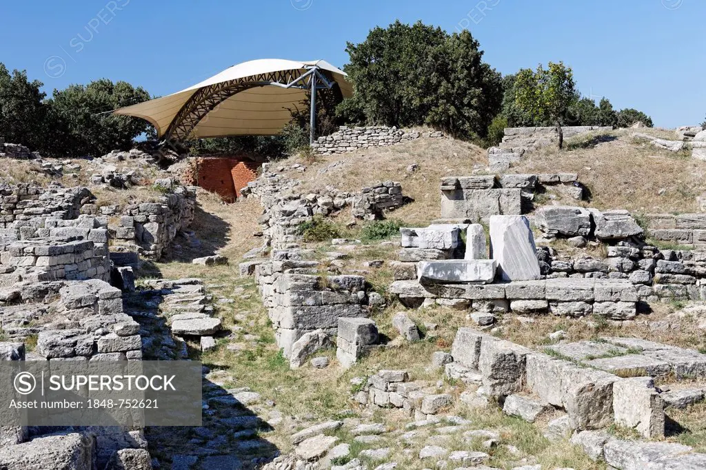 Remains of the castle walls, Troy, Truva, Canakkale, Marmara, western Turkey, Turkey, Asia