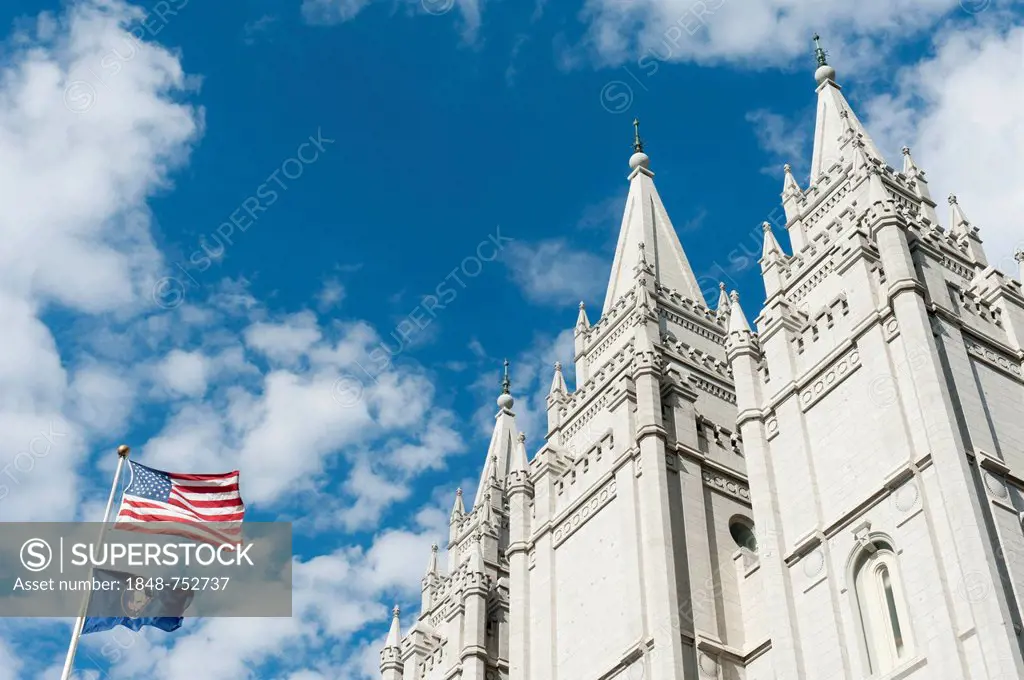 Church of Jesus Christ of Latter Day Saints, Mormons, Salt Lake Temple, national flag and flag of the State of Utah, Capitol Hill, Salt Lake City, Uta...