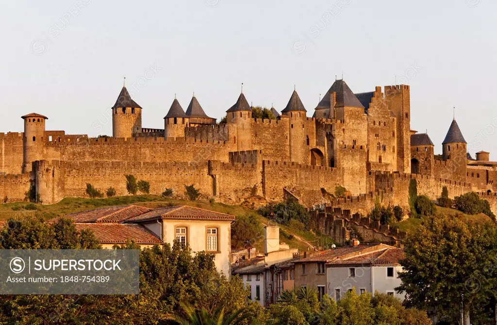 Castle, Carcassonne, Languedoc-Roussillon, Aude, France, Europe