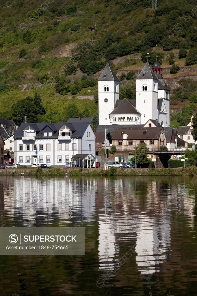 Former collegiate and parish church of St. Castor, or Moseldom, Karden district, Treis-Karden, Moselle river, Rhineland-Palatinate, Germany, Europe, P...