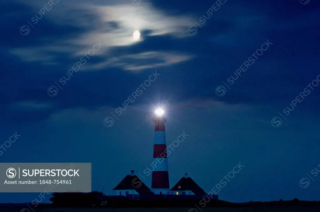 Night scene, Westerheversand Lighthouse, Westerhever, Eiderstedt, North Frisia, Schleswig-Holstein, Germany, Europe
