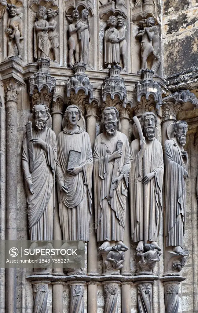 Chartres Cathedral, mid-south portal, right jamb with James the Elder, 3rd from left, Ile de France region, department of Eure-et-Loir, France, Europe