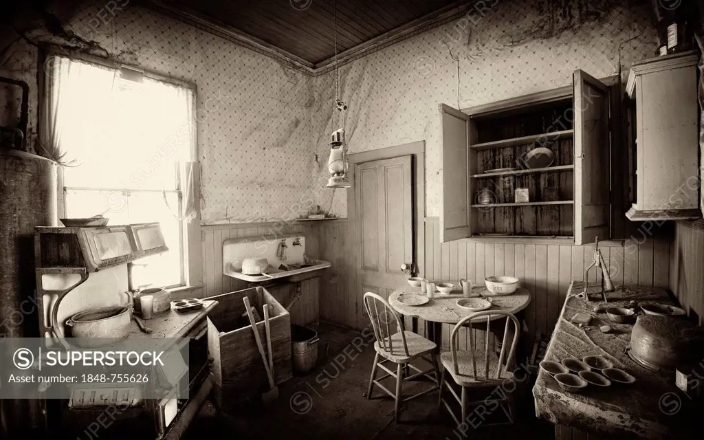 Kitchen interior, residence of the wealthy citizen James Stuart Cain, ghost town of Bodie, a former gold mining town, Bodie State Historic Park, Calif...
