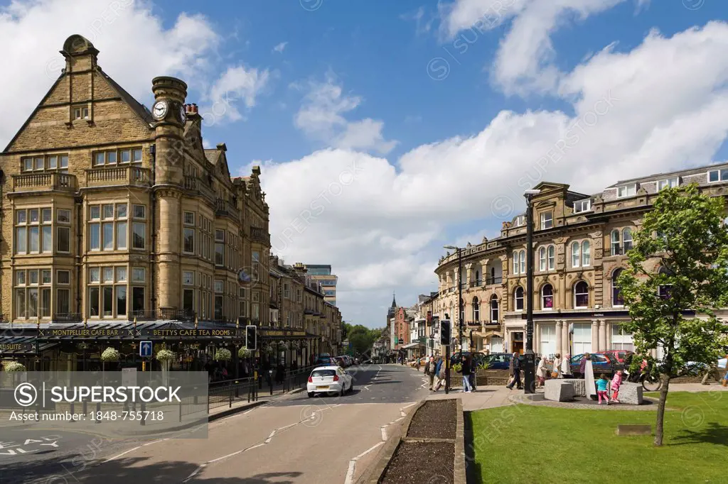 Parliament Street with Betty's Cafe and Tea Rooms, Harrogate, North Yorkshire, England, United Kingdom, Europe