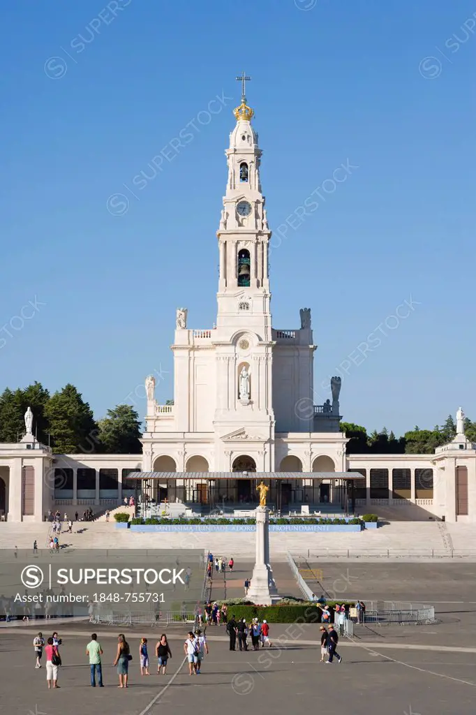 The Basilica of Our Lady of the Rosary, Santuario de Fatima, Fatima Shrine, Sanctuary of Our Lady of Fatima, Fatima, Ourem, Santarem, Portugal, Europe