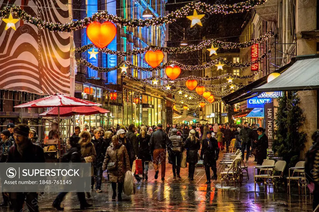 Strøget, pedestrian zone, at Christmas time, shops in the town centre