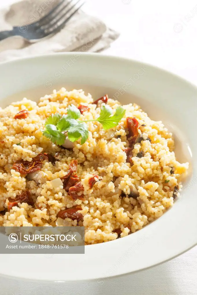 Cous cous with sundried tomatoes and mushrooms - recipe file available