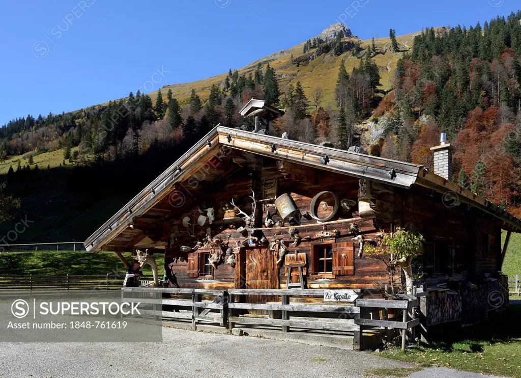 Mountain hut, Eng Alm alpine pastures, Grosser Ahornboden, Karwendel Mountains, Risstal, Tyrol, Austria, Europe, PublicGround
