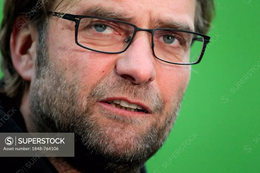 Juergen Klopp, coach of Bundesliga club Borussia Dortmund, portrait, in Mainz, Rhineland-Palatinate, Germany, Europe