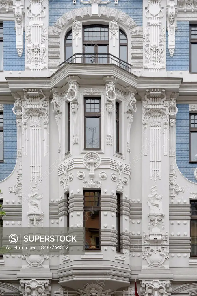 Art Nouveau building, detail, Elizabetes iela 10b, Riga, Latvia, Baltic States, Europe