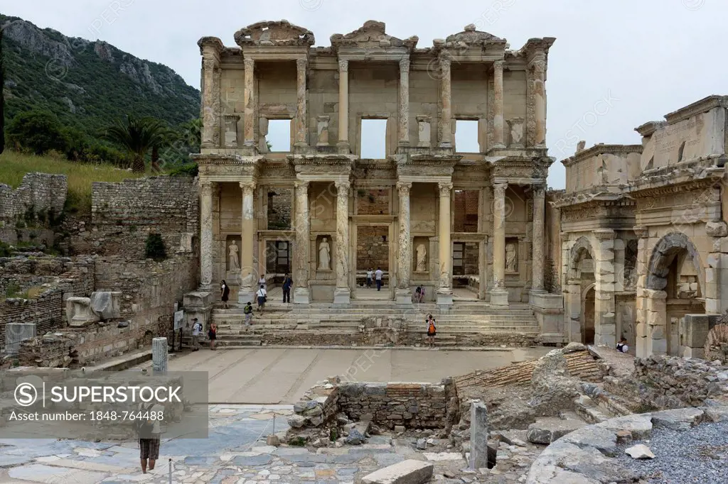 Library of Celsus, ancient city of Ephesus, Efes, Izmir province, Turkey, Asia