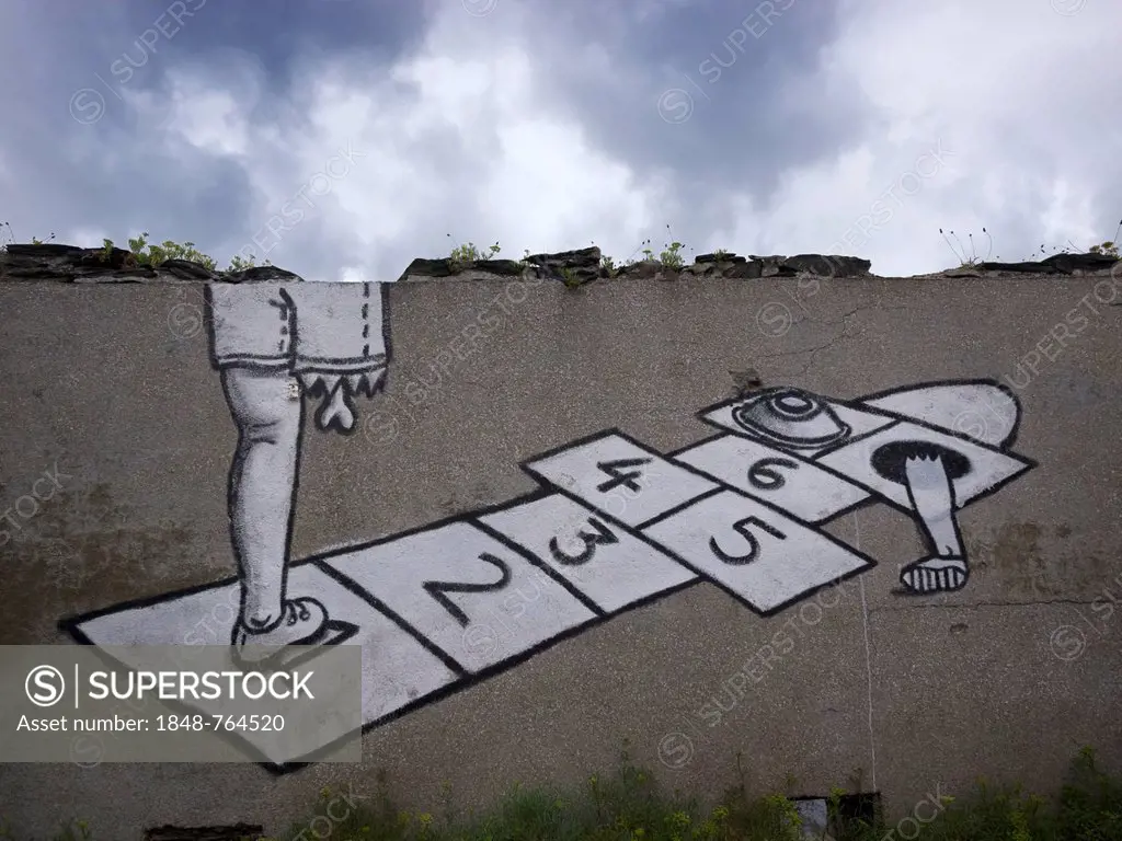 Anti-war graffiti, Finistere, Brittany, France, Europe, PublicGround