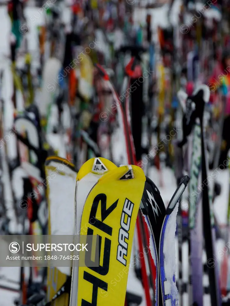 Skis parked at the Mooserwirt in St. Anton am Arlberg, Tyrol, Austria, Europe