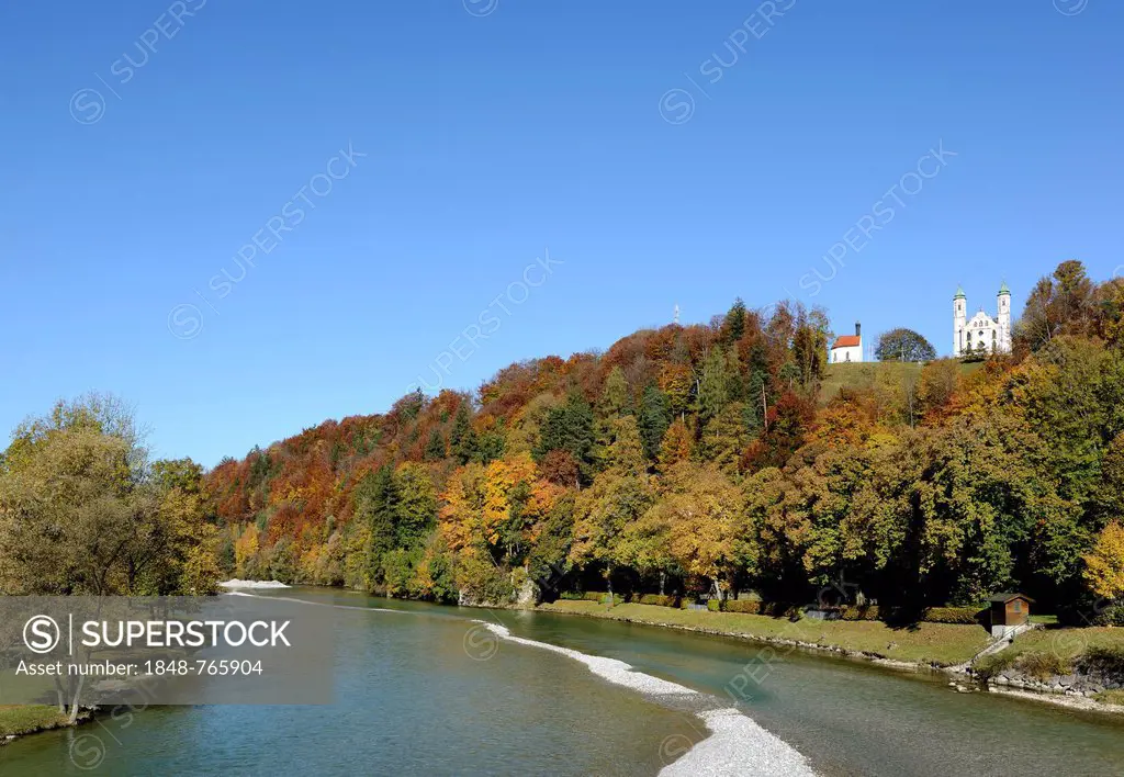 Isar river near Bad Toelz with the St Leonard's Chapel and the church of the Holy Cross, Calvary Hill, Bad Toelz, Upper Bavaria, Bavaria, Germany, Eur...
