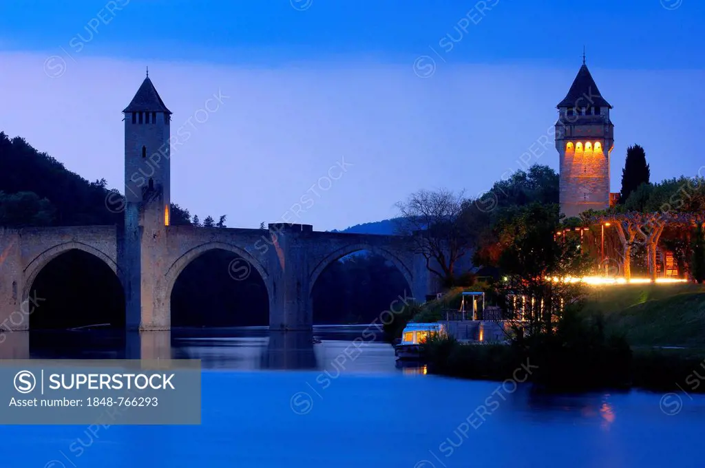 Pont Valentre bridge at Dusk, Lot River, Cahors, Lot department, Quercy, Via Podiensis, Way of St James, France, Europe